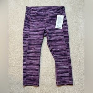 Women’s Lululemon Speed Up Crop Leggings NWT –‎ Size 10